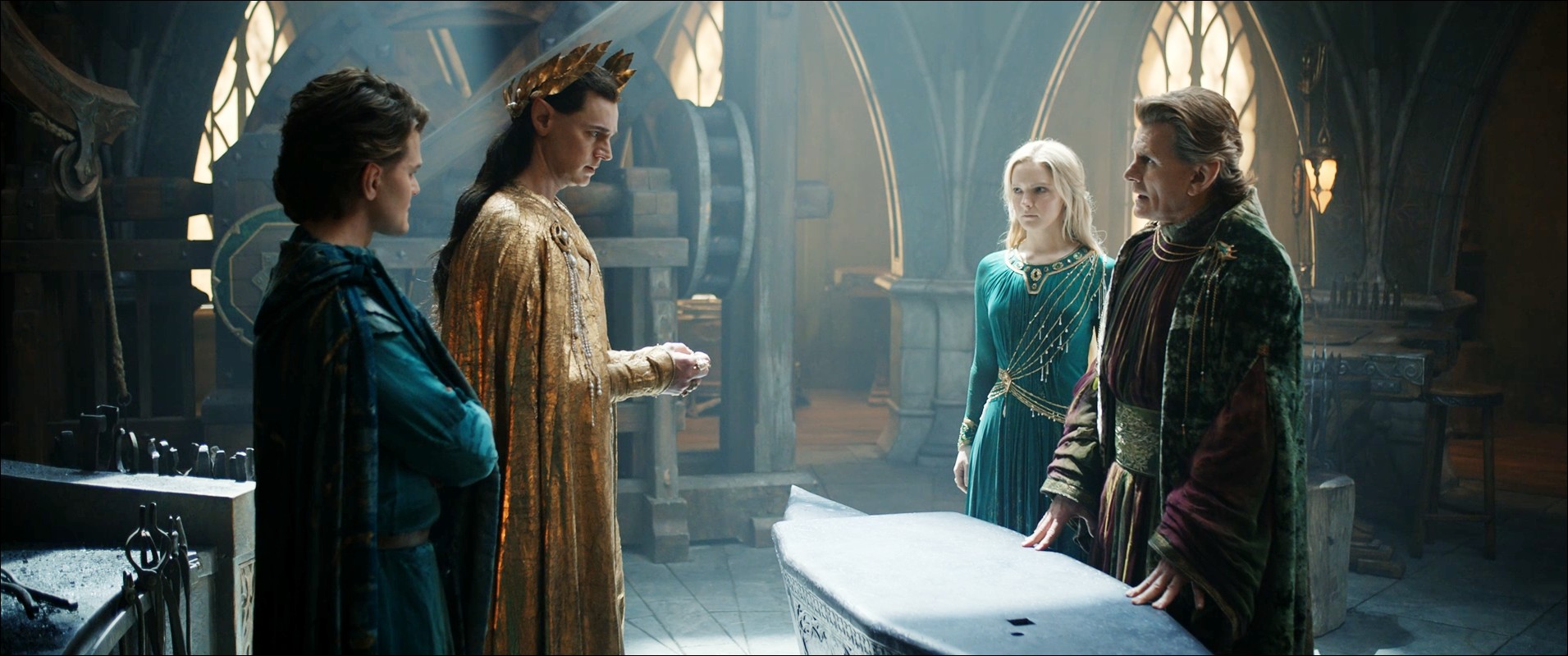 Création des Anneaux de Pouvoir des Elfes dans la série | The Lord of